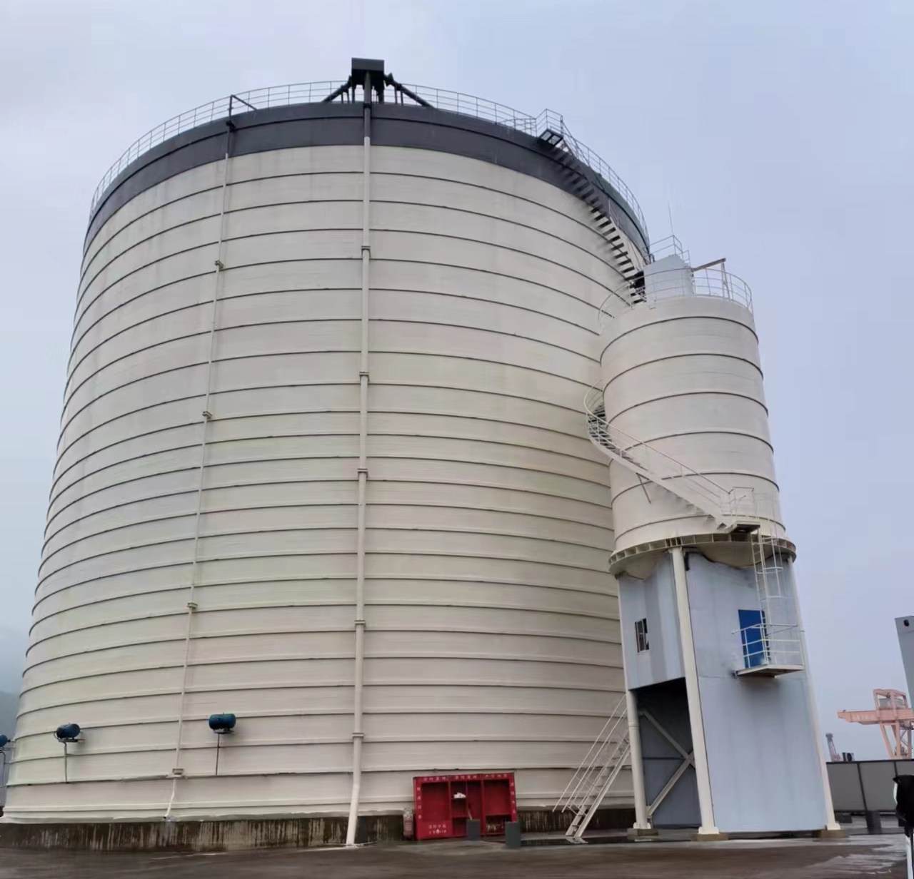 乌当10万吨水泥钢板库